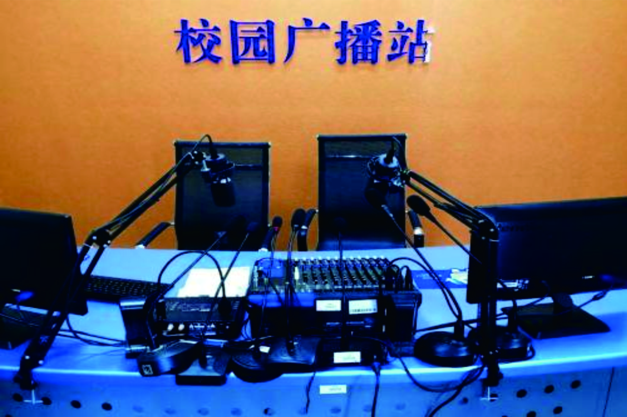 舞台灯光.jpg